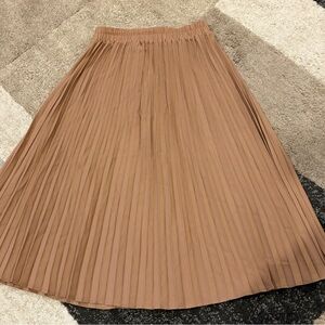 Chic Brown A-Line Pleated Skirt Sz S